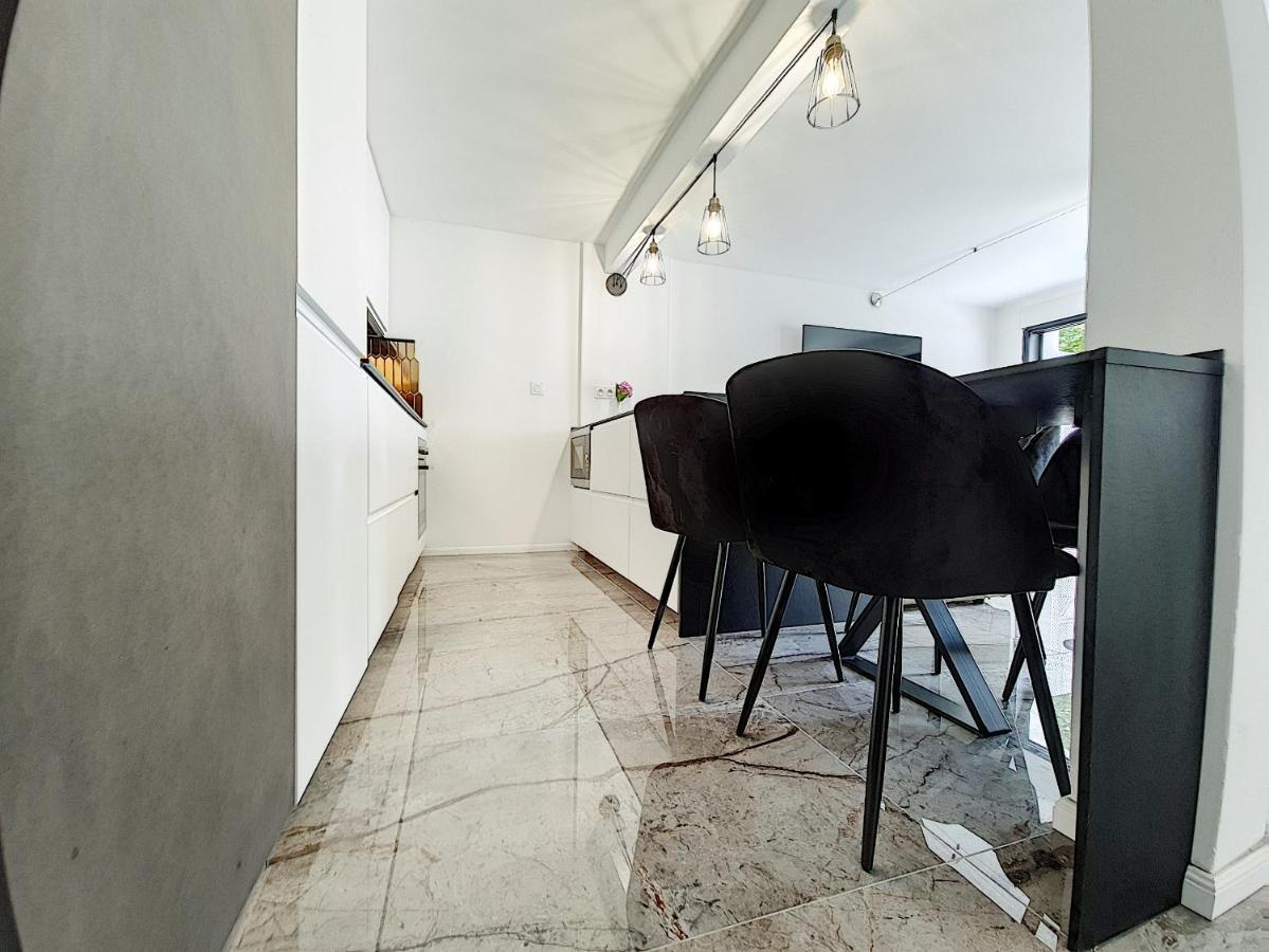Moyi Apartment Basse-Goulaine Exterior foto